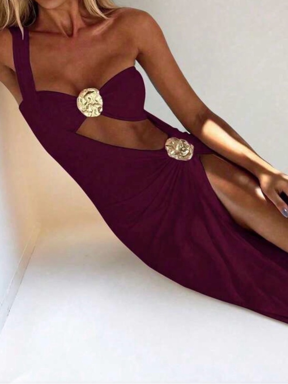 Women’s Plum Cutout 3-Piece Swimsuit / Bikini